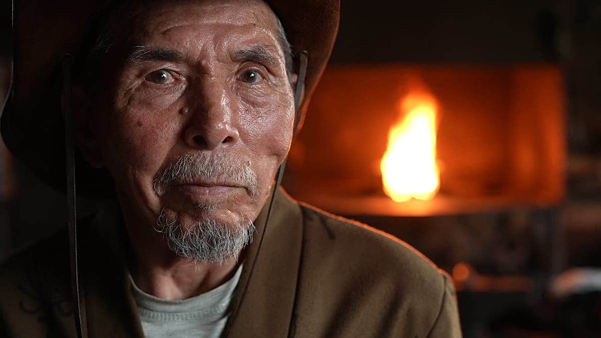 A Kazakh blacksmith, 76, walks across continents to set a world record