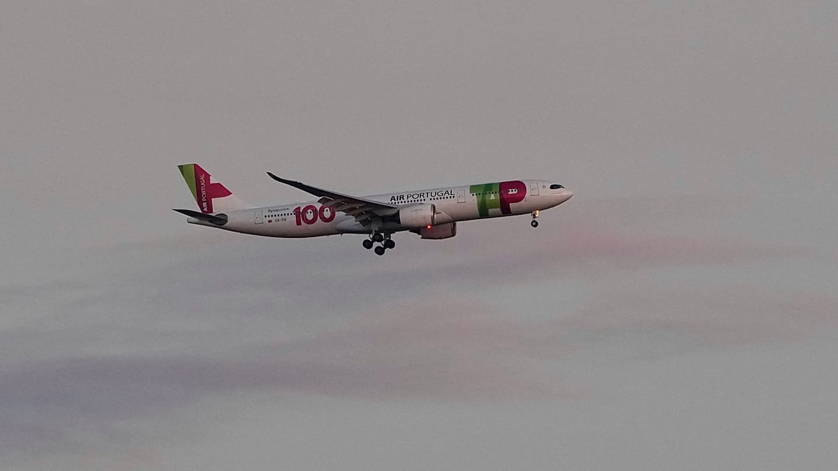 Air France-KLM and Lufthansa submit binding bids for 44.5% stake in TAP Air Portugal