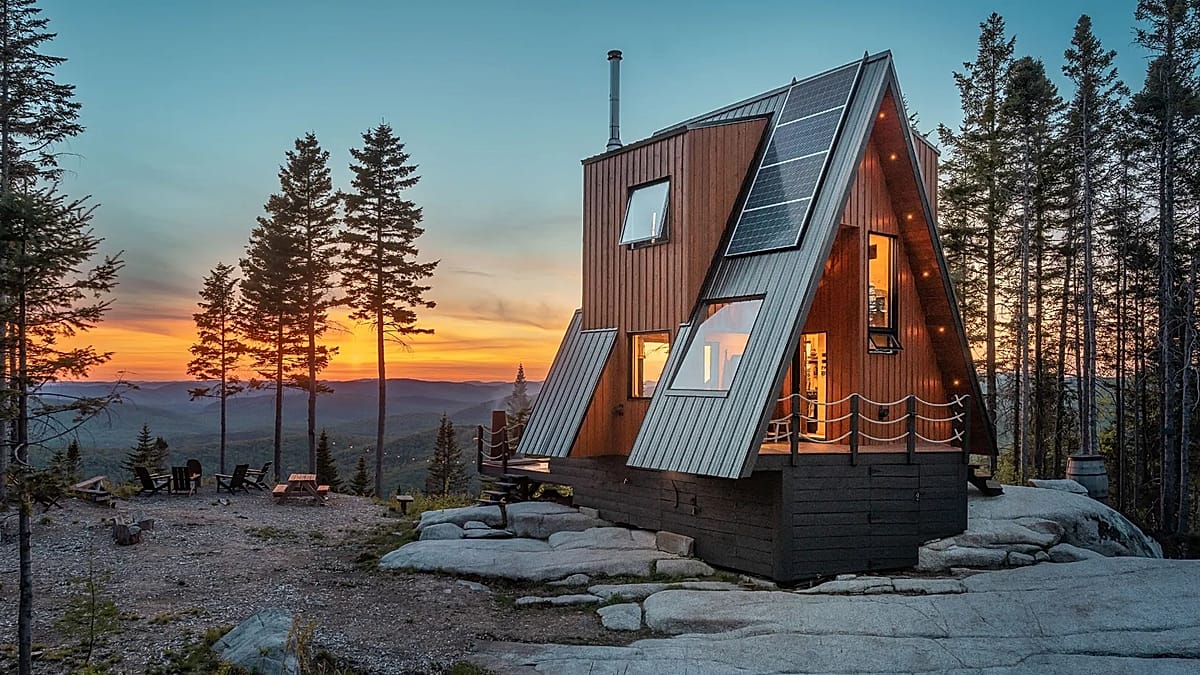 Airbnb Expands into Full-Service Travel with AI, Car Rentals, and World Cup Experiences
