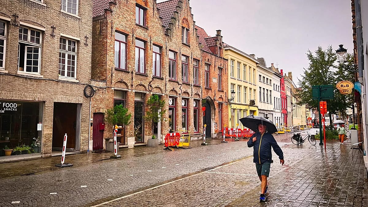 Airbnb launches rain insurance for holidaymakers in ten EU countries