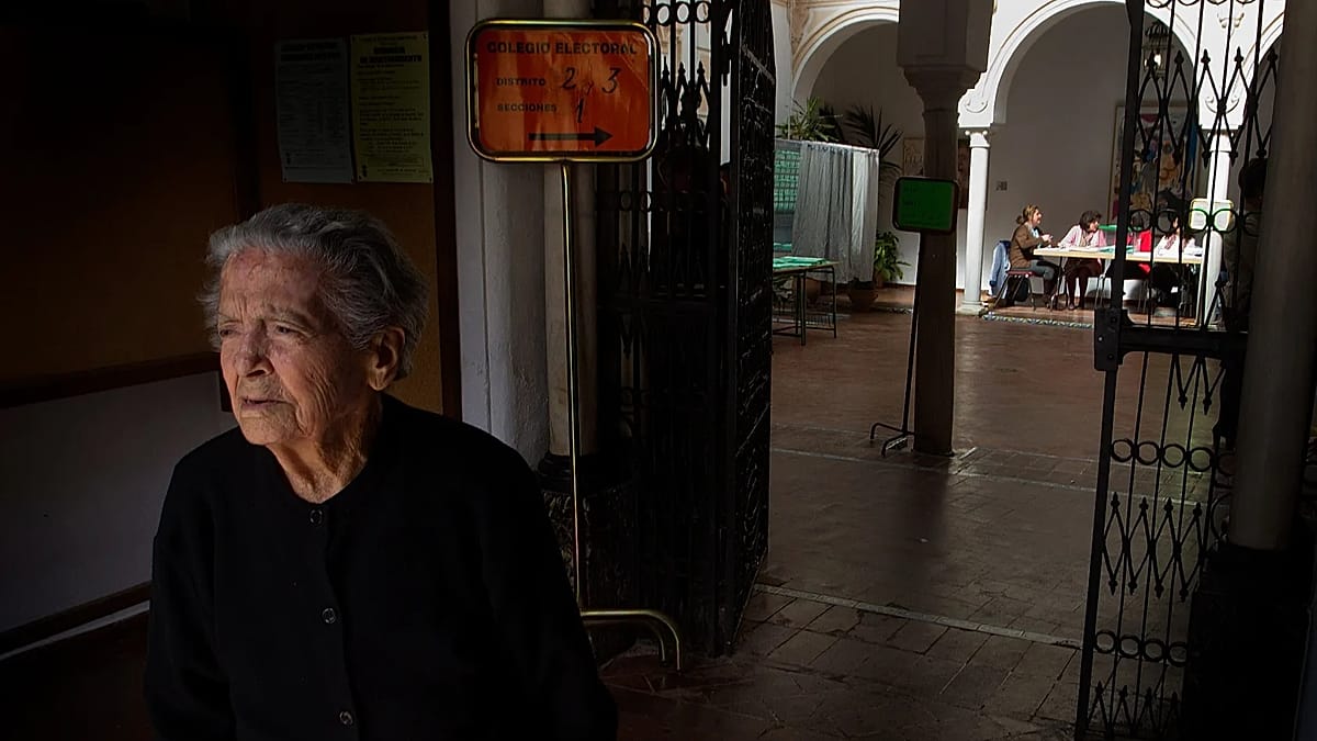 Andalusia Election Campaign Ends with Controversy and Tight Political Calculations