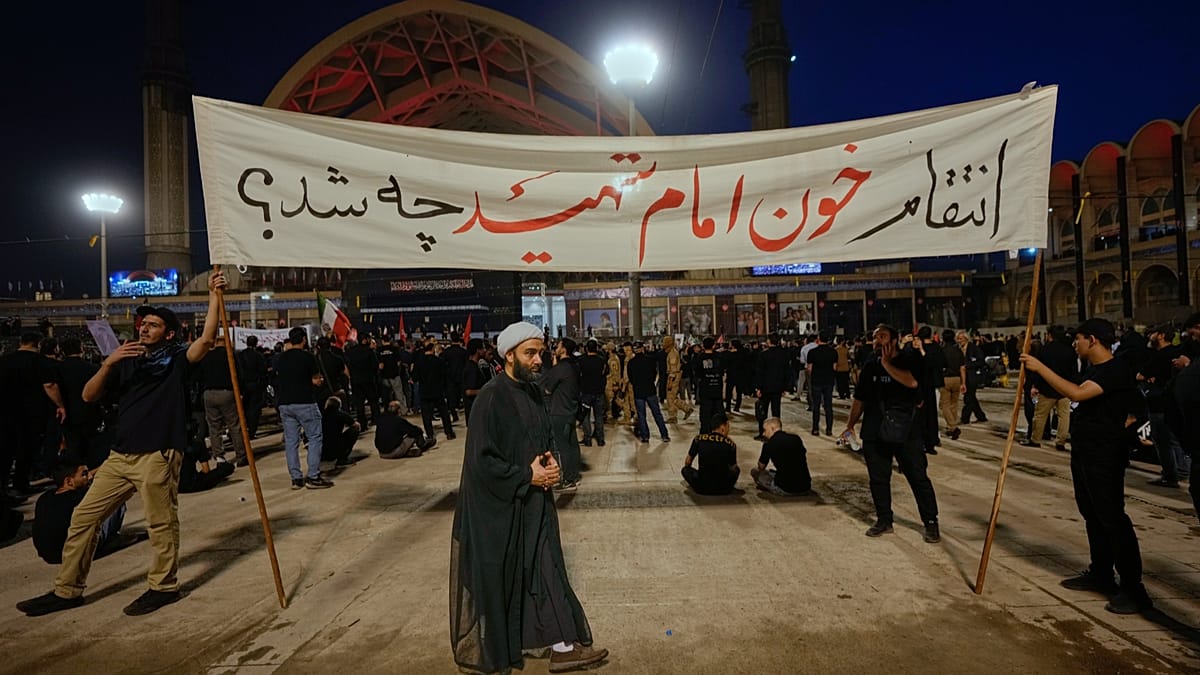 At Khamenei's Funeral, Eulogist Urges Killing of Trump as Iran-US Tensions Simmer