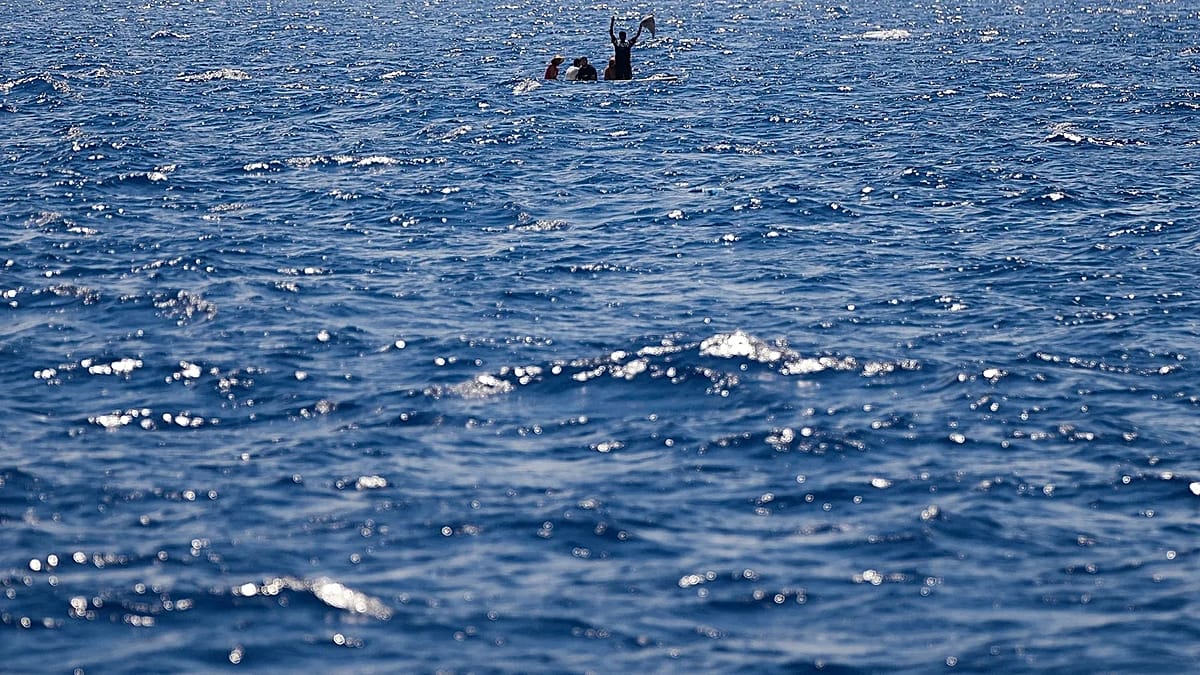 At Least 10 Dead in Migrant Shipwreck Off Malta, Italian Coastguard Reports