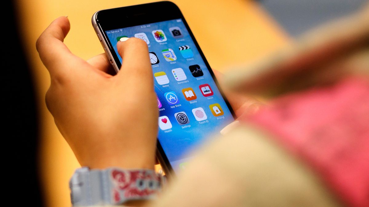 Azerbaijan bans under-16s from social media as global restrictions grow