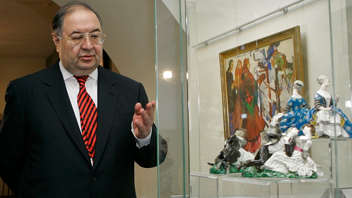 Azerbaijan frees Frenchman after EU drops Usmanov from sanctions