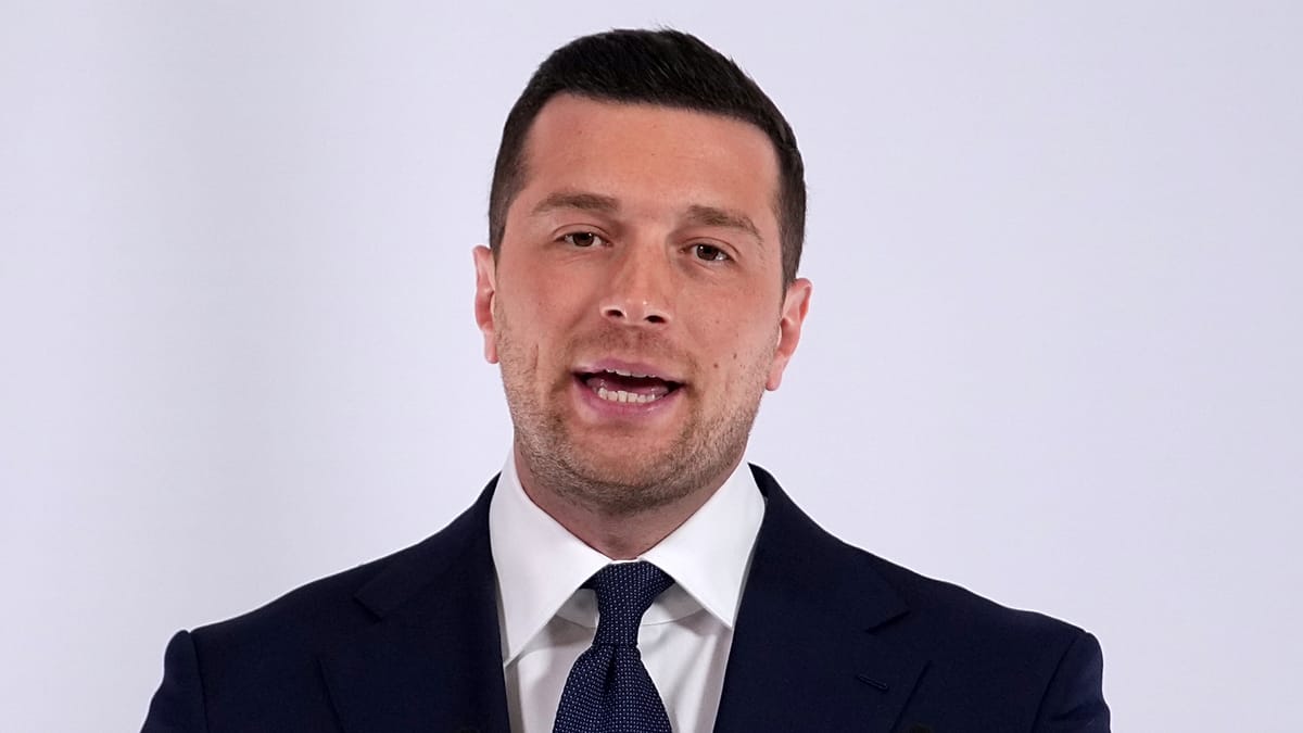 Bardella Meets Polish Nationalist Leaders in Warsaw Ahead of French Presidential Race