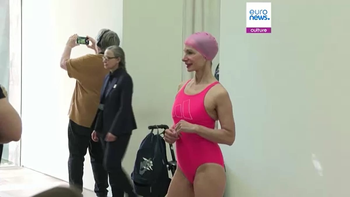 Basel Museum Offers Free Entry in Swimwear to Explore Cézanne's 'The Bathers'