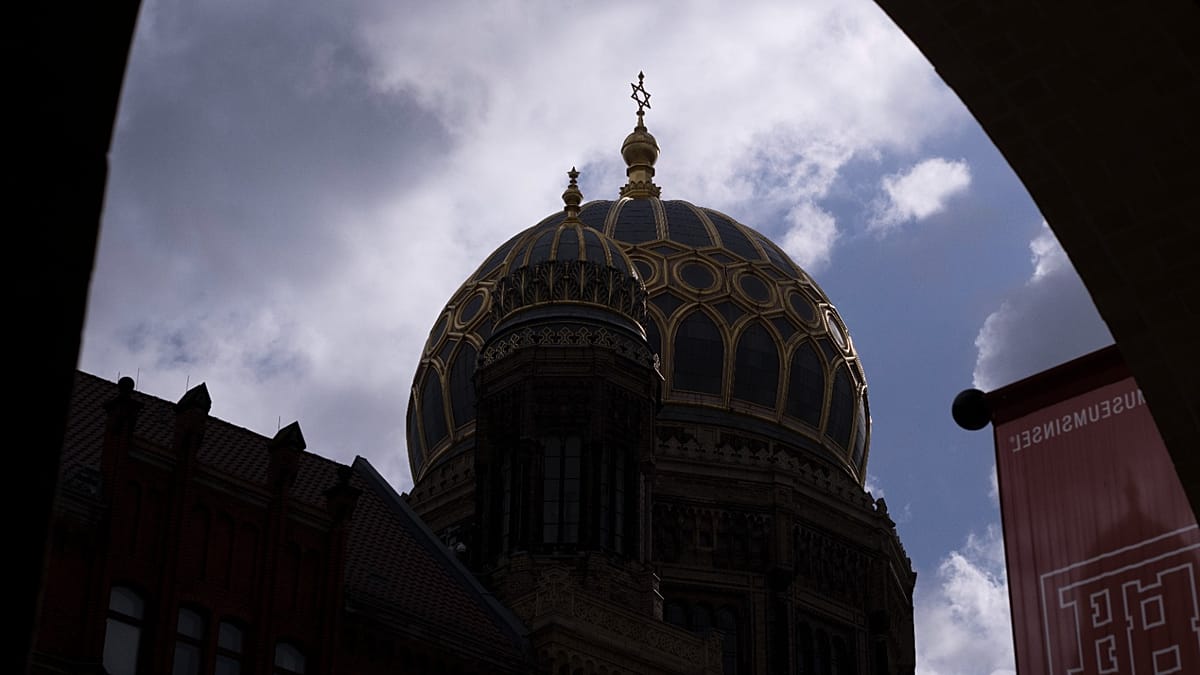 Bavarian Hotel Refuses Israeli Guests: Antisemitism Probe Underway