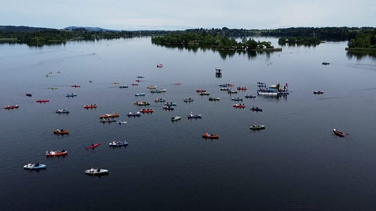 Bavarian Lake Procession Revives Centuries-Old Boat Tradition for Corpus Christi