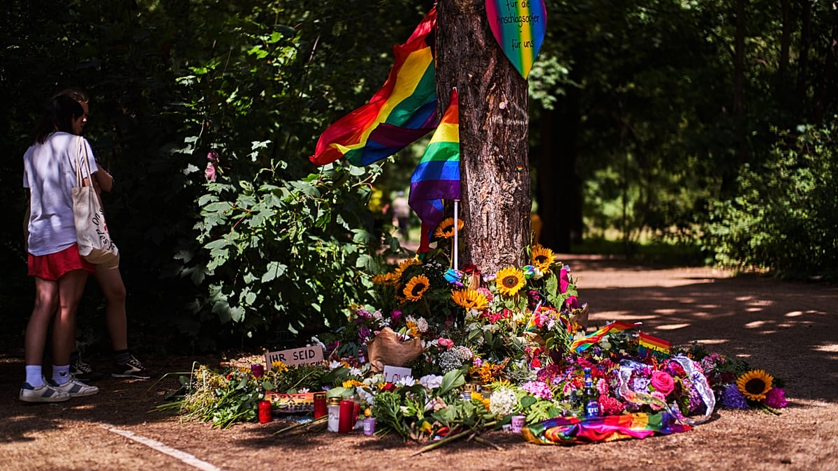 Berlin dedicates rainbow bench in Tiergarten to Pride attack victims