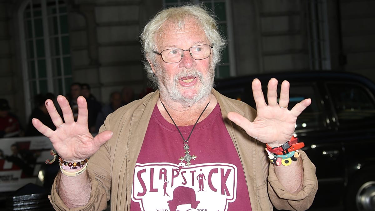 Bill Oddie, comedian and wildlife broadcaster, dies at 85