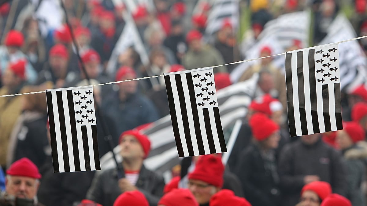 Brittany's smoked sausage clash: tradition vs EU rules