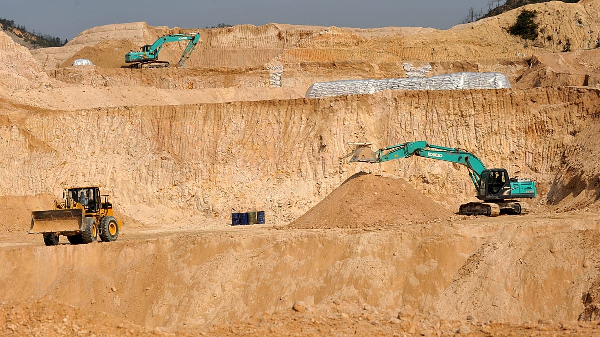 Brussels seeks concrete EU-China trade results as Šefčovič heads to Beijing