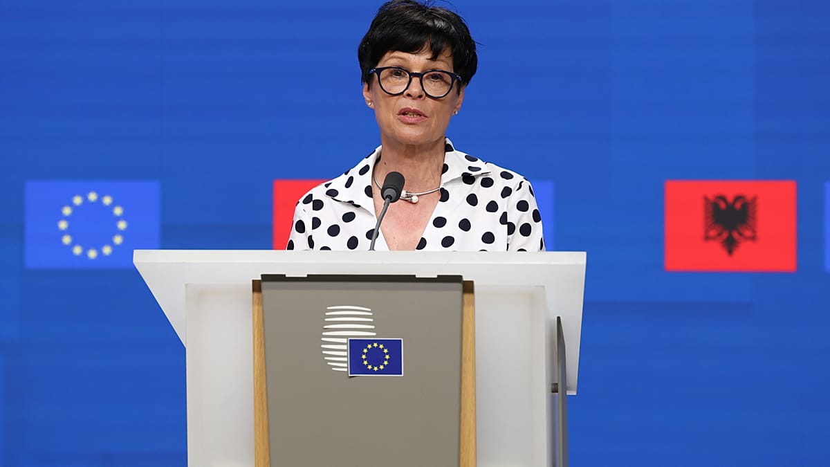 Brussels set to endorse Tirana's 2027 EU accession target