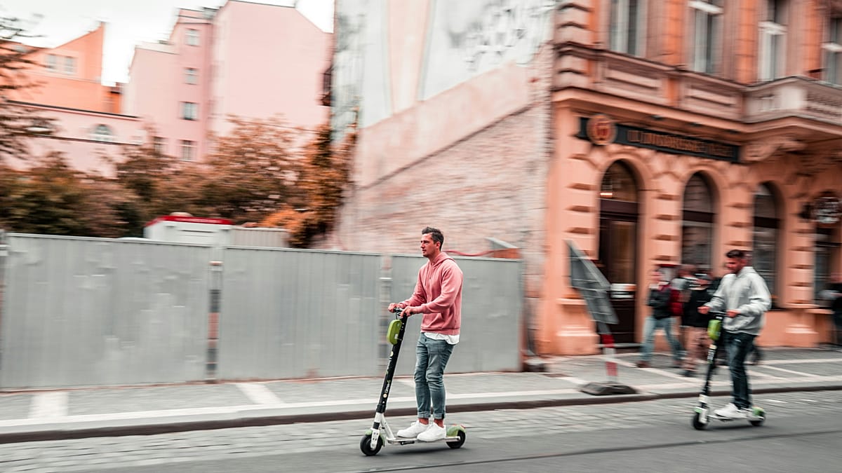Brussels to Ban Shared E-Scooters by 2027 Amid Safety and Crime Concerns