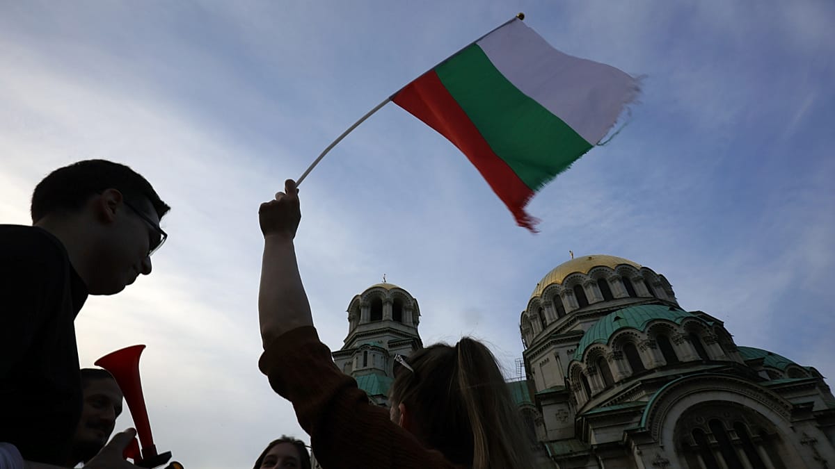 Bulgaria Activates EU Digital Shield Ahead of Snap Election Amid Disinformation Surge