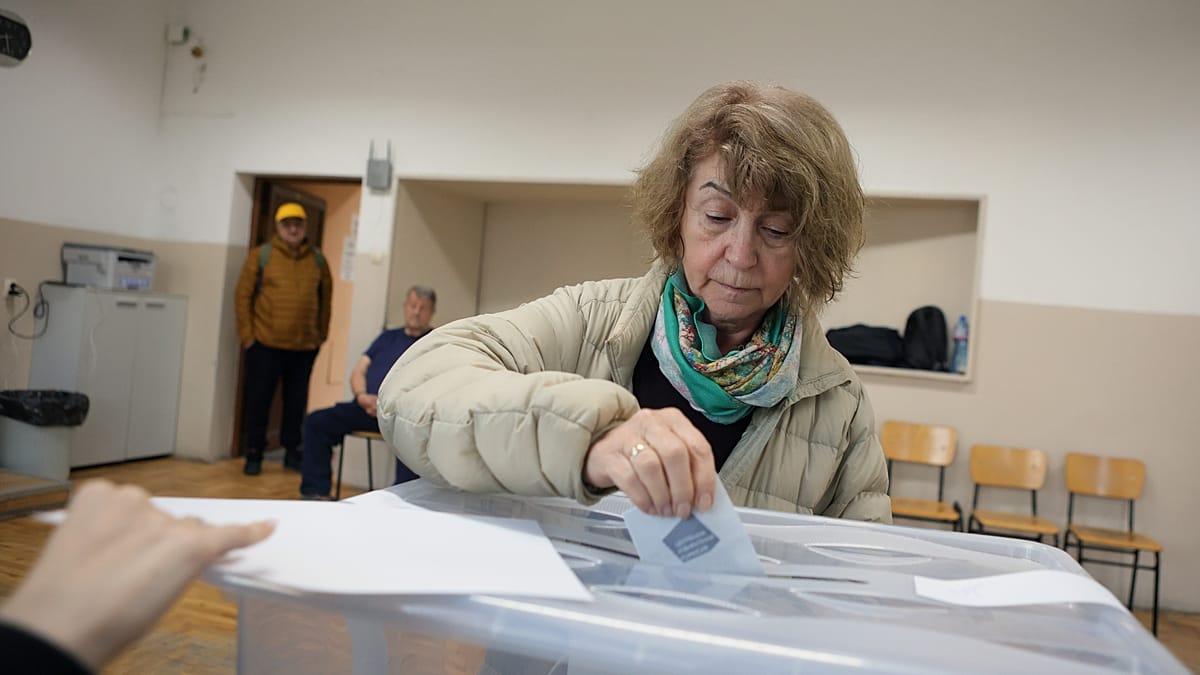 Bulgaria's presidential vote tests stance on Russia and economy
