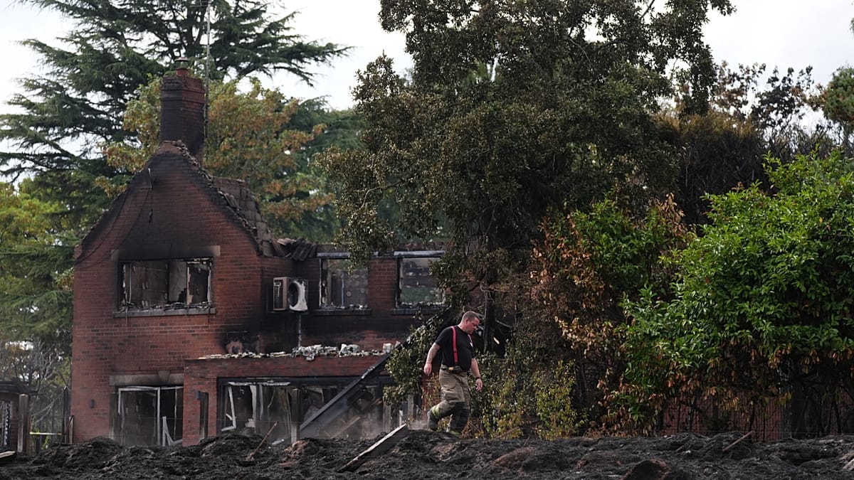 Burnham urges UK to confront climate change after Stourbridge wildfire