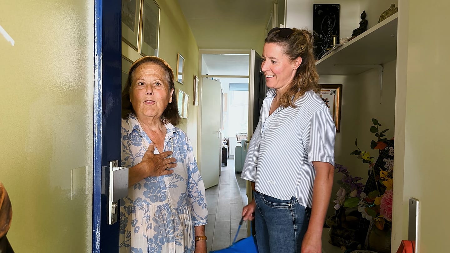 Buurtzorg: How Dutch Neighborhood Nursing Revolutionized Home Care