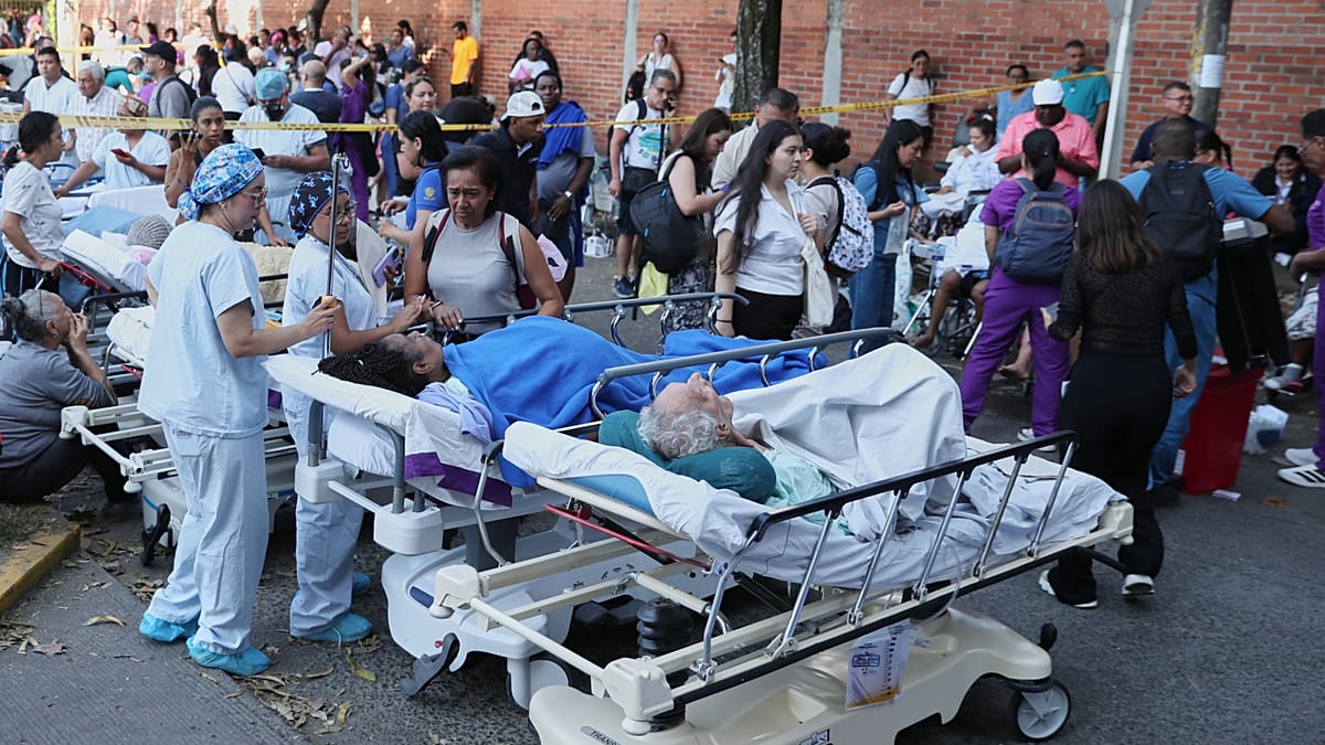 Cali hospital collapses as 7.4 quake hits Colombia