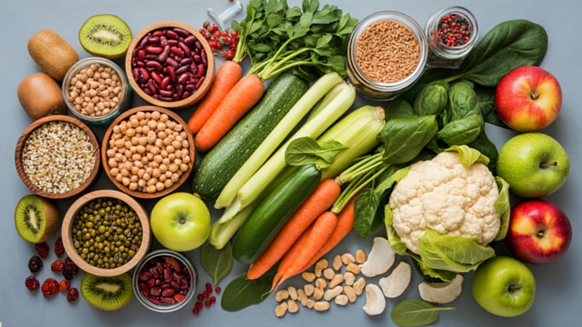 Centenarian Offspring Diets Offer Clues to Longevity, Study Finds