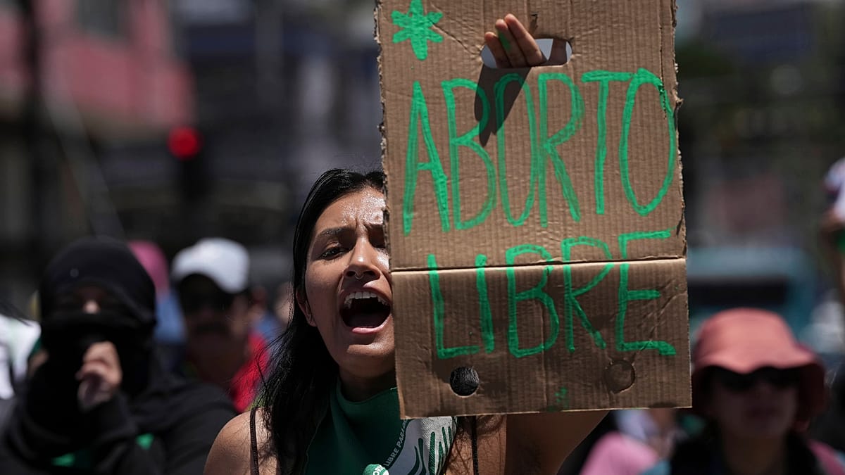 Chile and Colombia protesters demand broader abortion access