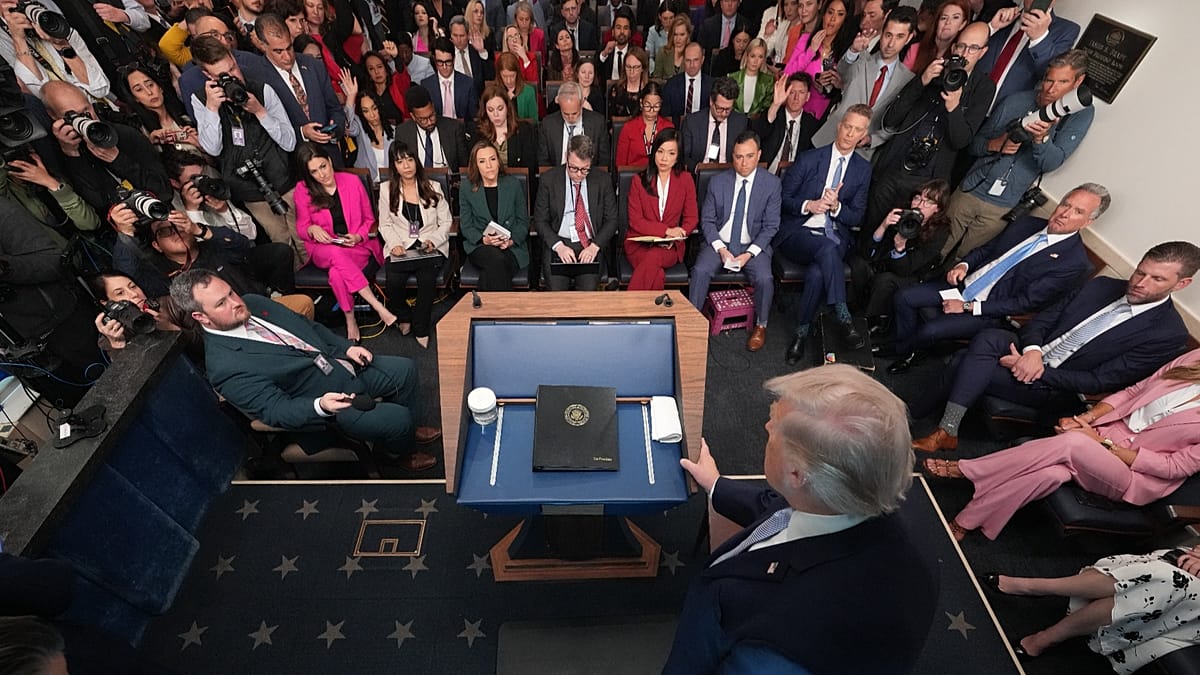 CNN, MSNBC and Politico sue White House over revoked press access