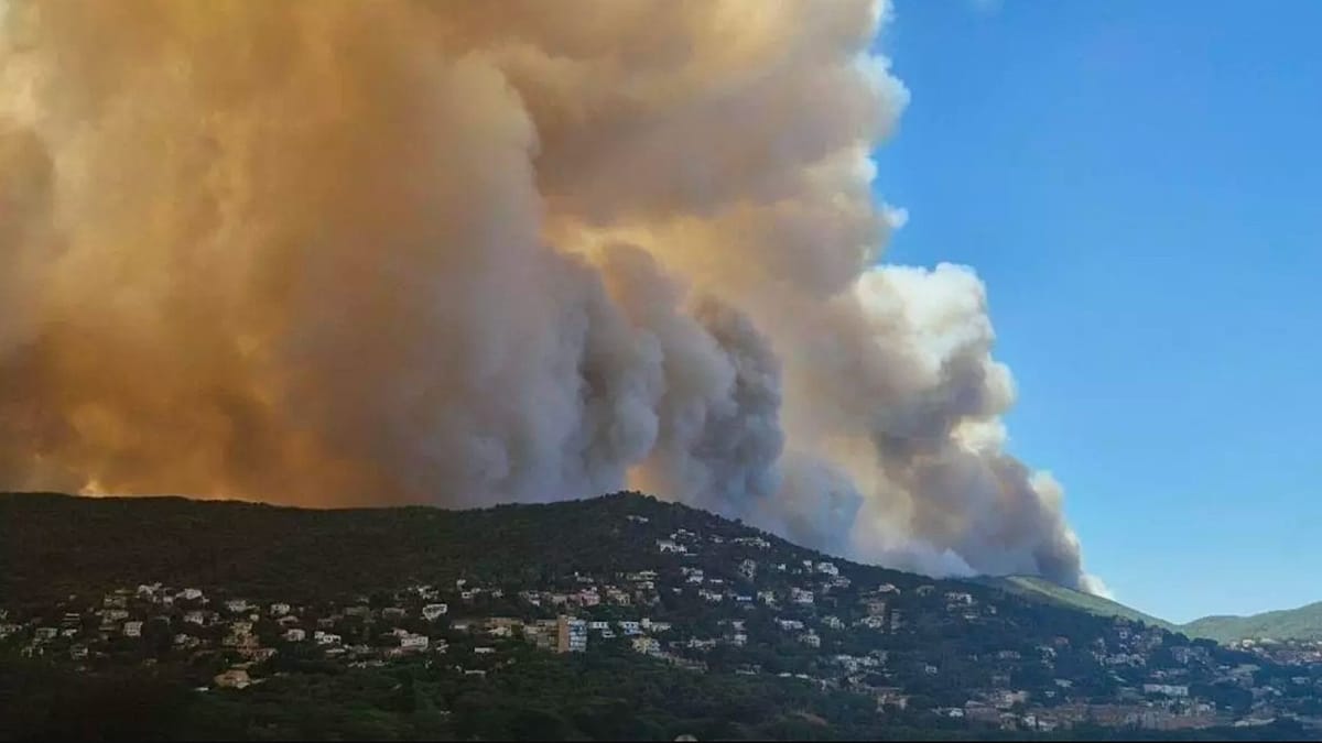 Costa Brava Wildfire Burns 750 Hectares, Confines 12,000 as Tramontane Wind Fans Flames