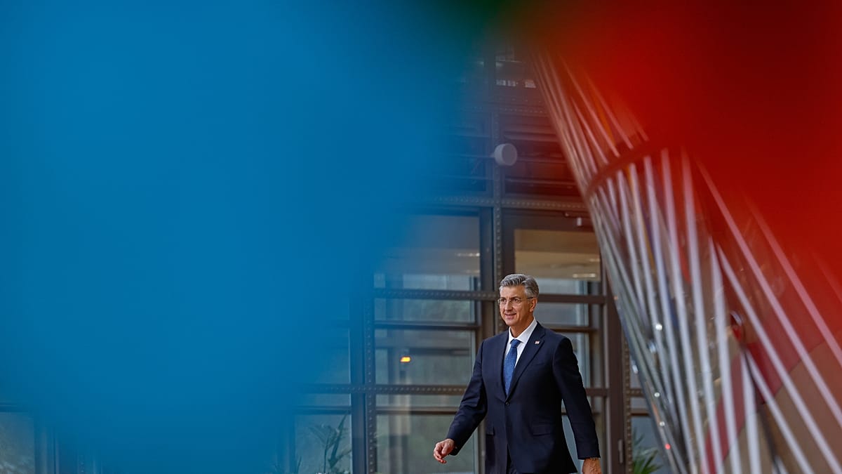 Croatia's wartime demands cast shadow over Montenegro's EU bid
