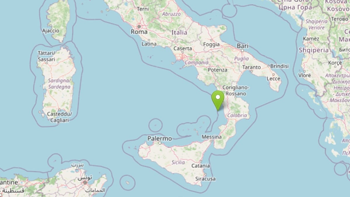 Deep 6.2 Magnitude Earthquake Strikes Southern Italy, No Damage Reported