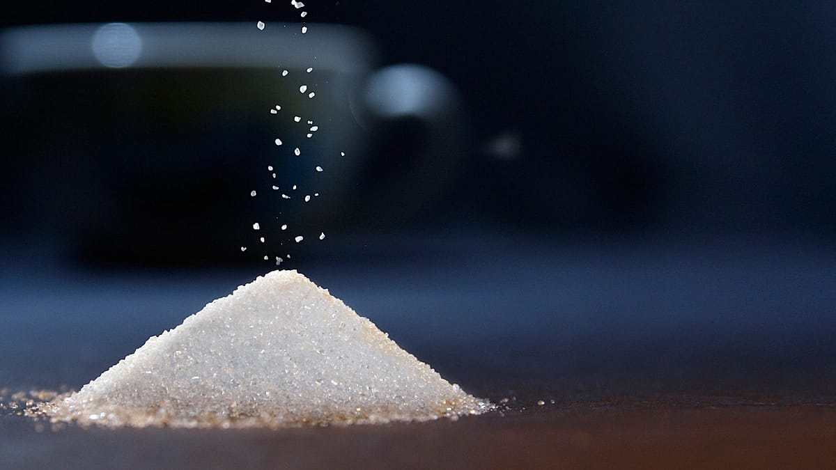 Early sugar restriction linked to lower dementia risk decades later
