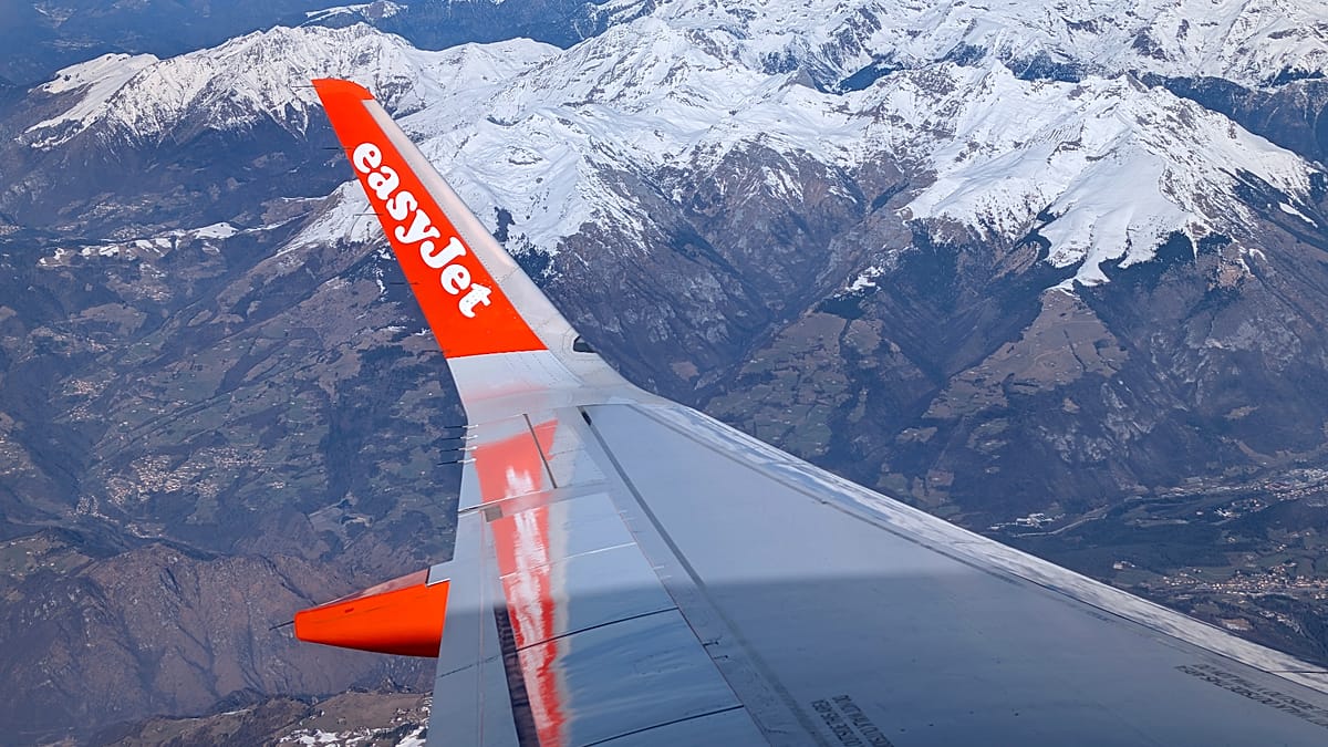 EasyJet Board Rejects Third Takeover Bid from US Private Equity Firm Castlelake