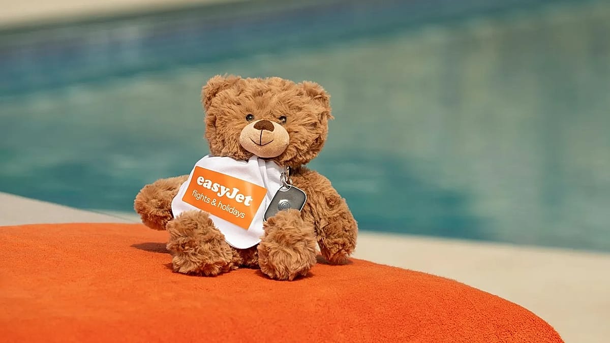 EasyJet offers free Bluetooth trackers for children's stuffed toys this summer