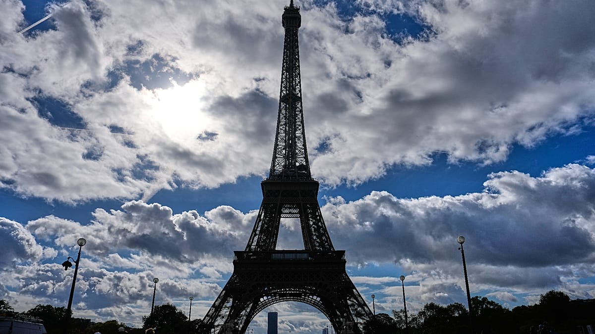 Eiffel Tower chief to step down after female staff sidelined
