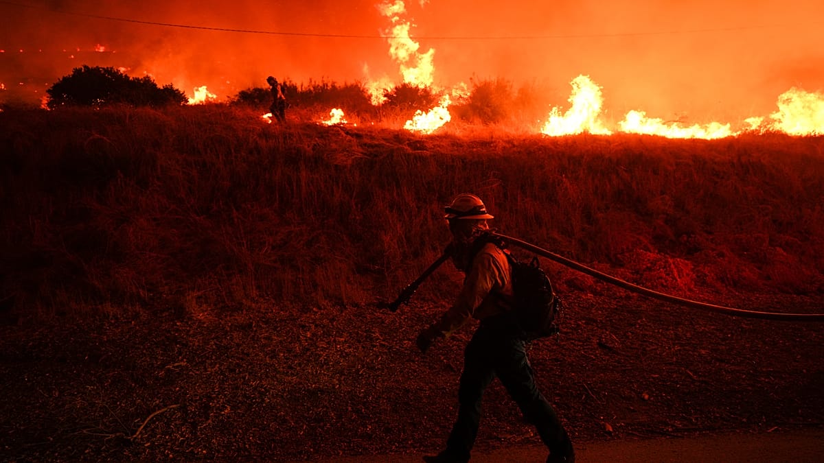 El Niño Confirmed: Scientists Warn of Record Heat, Floods, and Drought Across Europe