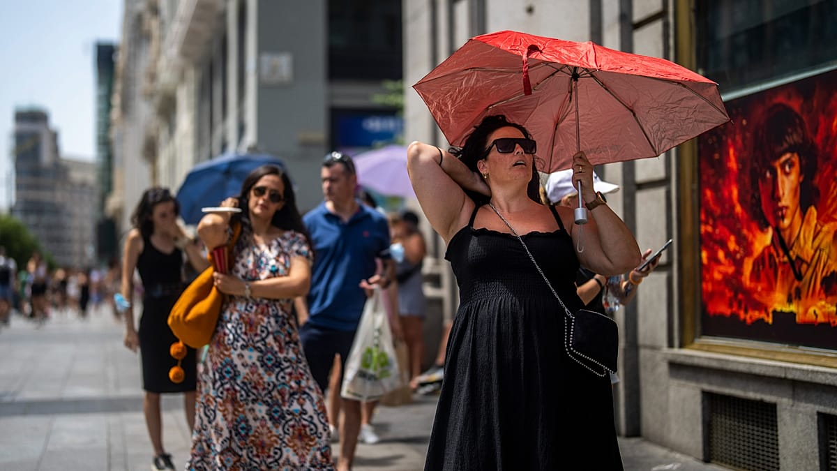 El Niño Set to Disrupt European Summer Travel with Heat and Storms