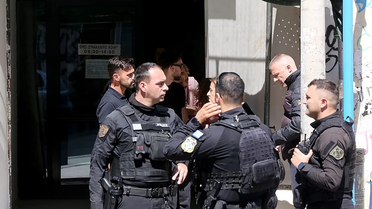 Elderly Gunman Wounds Four in Central Athens Shooting Spree