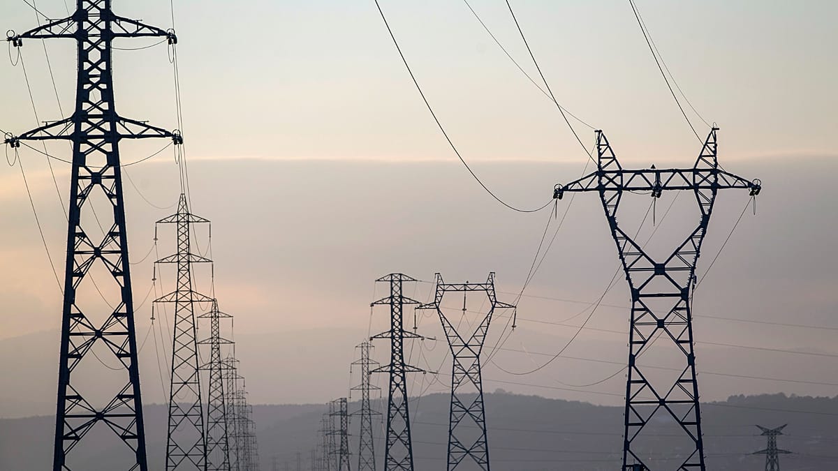 EU capitals resist Brussels push to centralise power grid tariffs