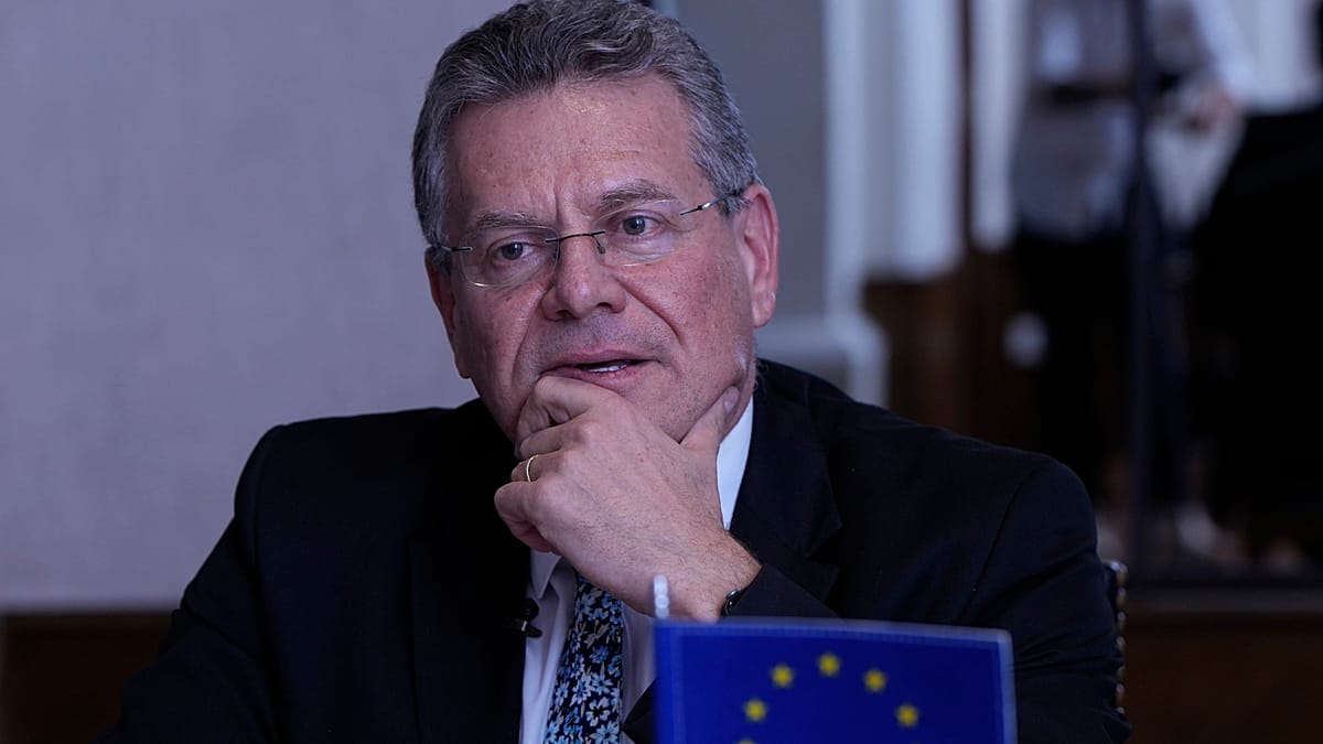 EU-China trade talks reach decisive stage as Šefčovič lands in Beijing