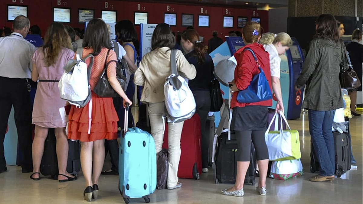 EU Digital Border System Causes Summer Travel Chaos at Airports