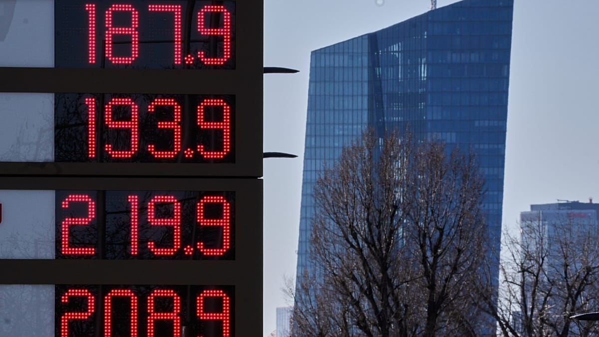 EU Energy Chief Warns of Prolonged Price Hikes from Middle East Conflict