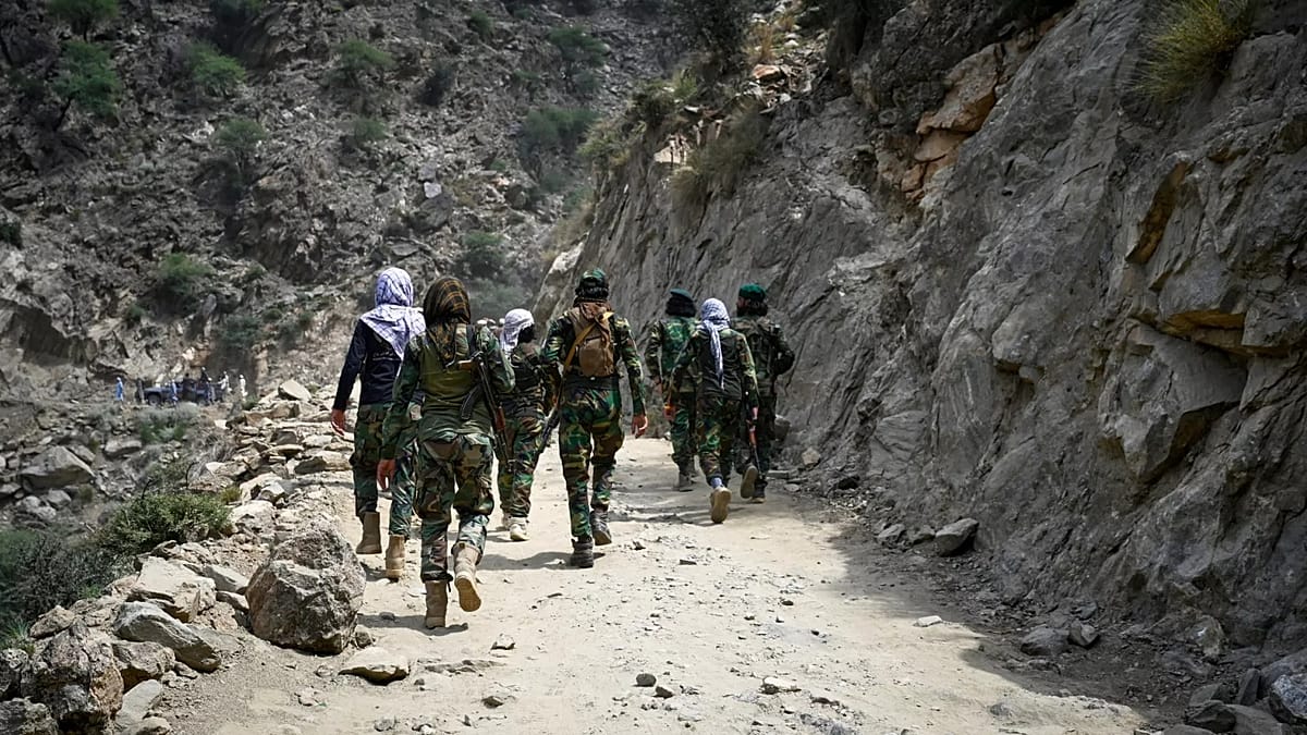 EU Migration Chief: Talks with Taliban Necessary for Migrant Returns