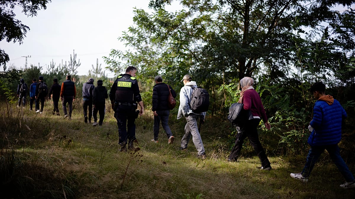 EU Migration Pact Takes Effect: What It Means for Poland and the Continent