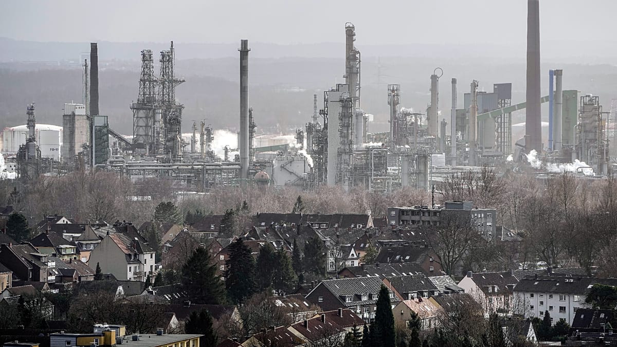 EU moves to revive refining capacity as diesel crunch persists