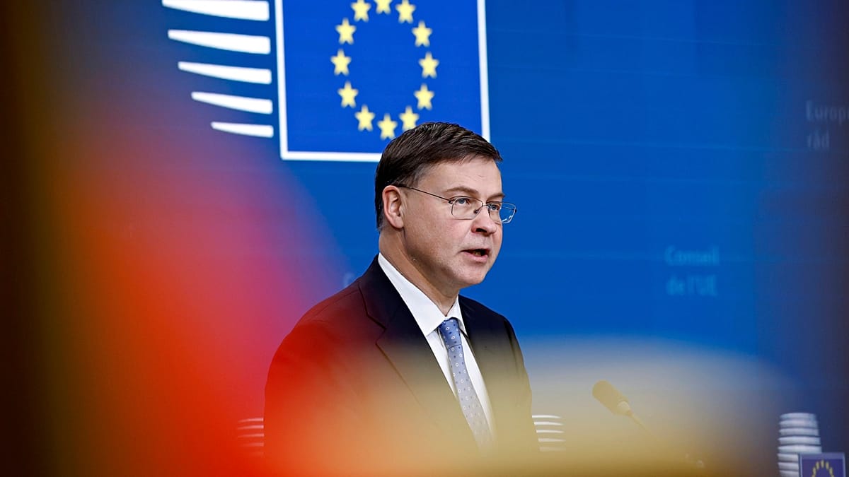 EU Optimistic Hungary Will Lift Veto on €90 Billion Ukraine Loan This Week