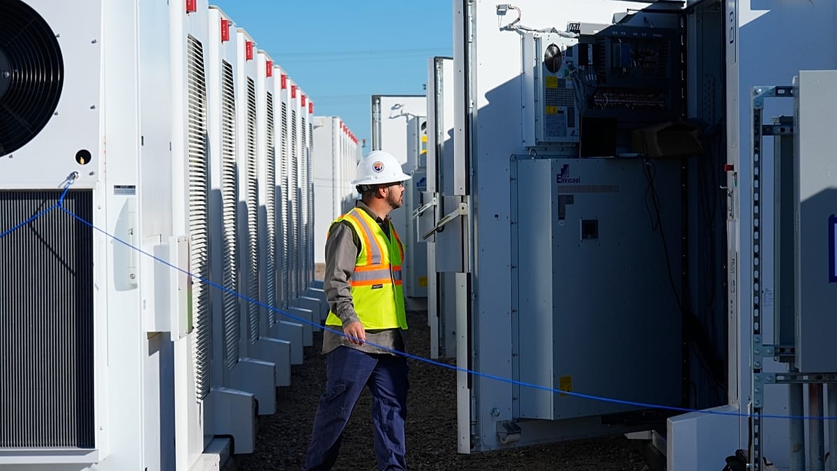 EU's Battery Push: Can Storage Solve the Renewable Waste Problem?