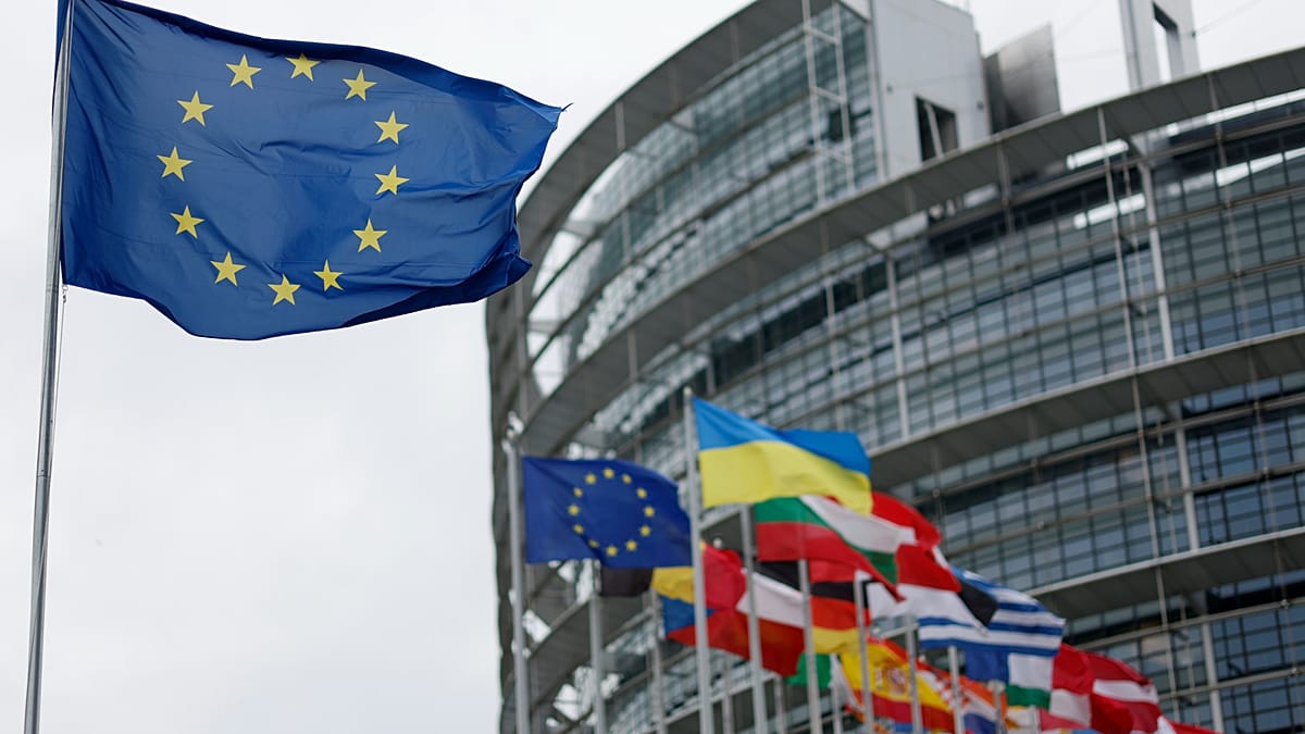 EU Sanctions Influencer, PR Specialist, and Bishop for Russian Disinformation