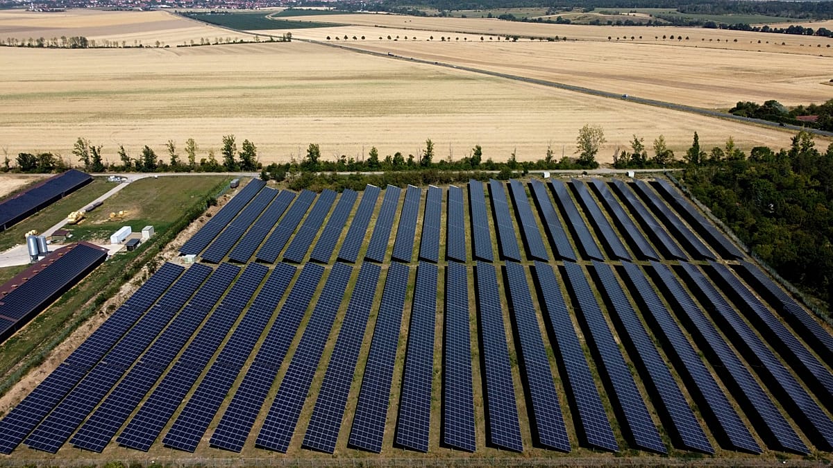 EU to Phase Out Chinese Inverters in Funded Energy Projects Over Cyber Threats