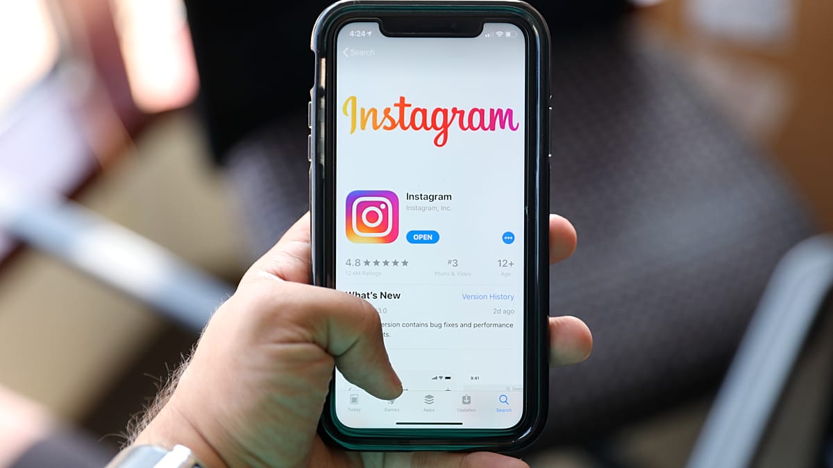 EU to propose parental consent for under-15s on social media