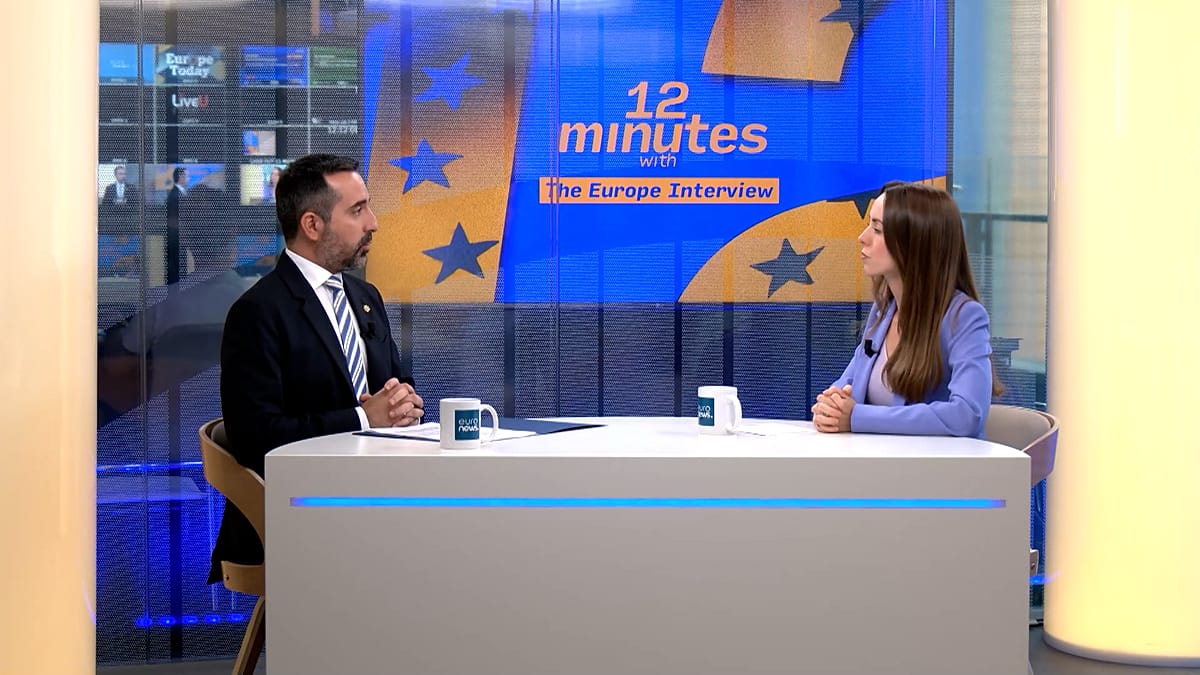 EU to Strengthen Human Rights Safeguards for Migrant Return Hubs, Cypriot Minister Says